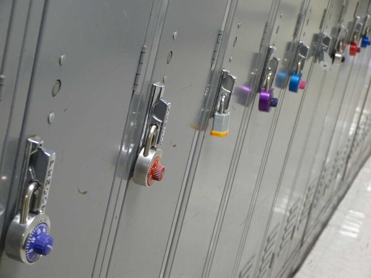 vestiaire metallique